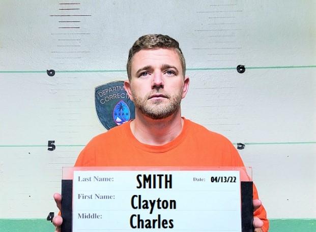 Clayton Smith accused of abusing baby; infant’s mother defends him ...